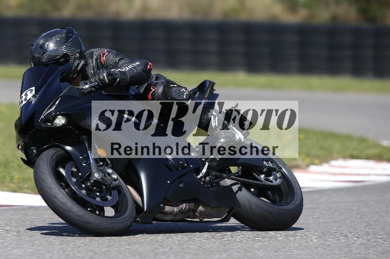 Archiv-2025/48 25.08.2025 Cornu Master School ADR/gruen-vert/88